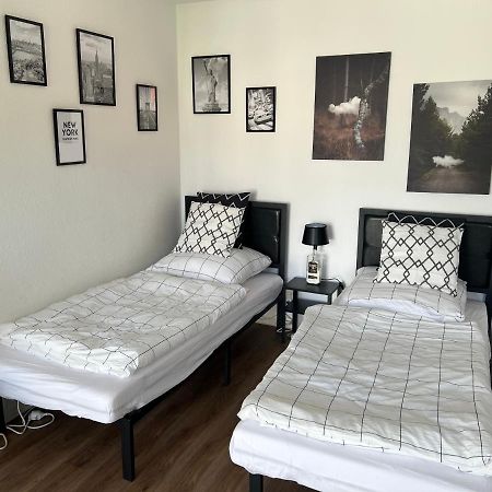 Stylische Ferienwohnung Gratis Wifi Naehe Bahnhof Zwickau Exterior foto